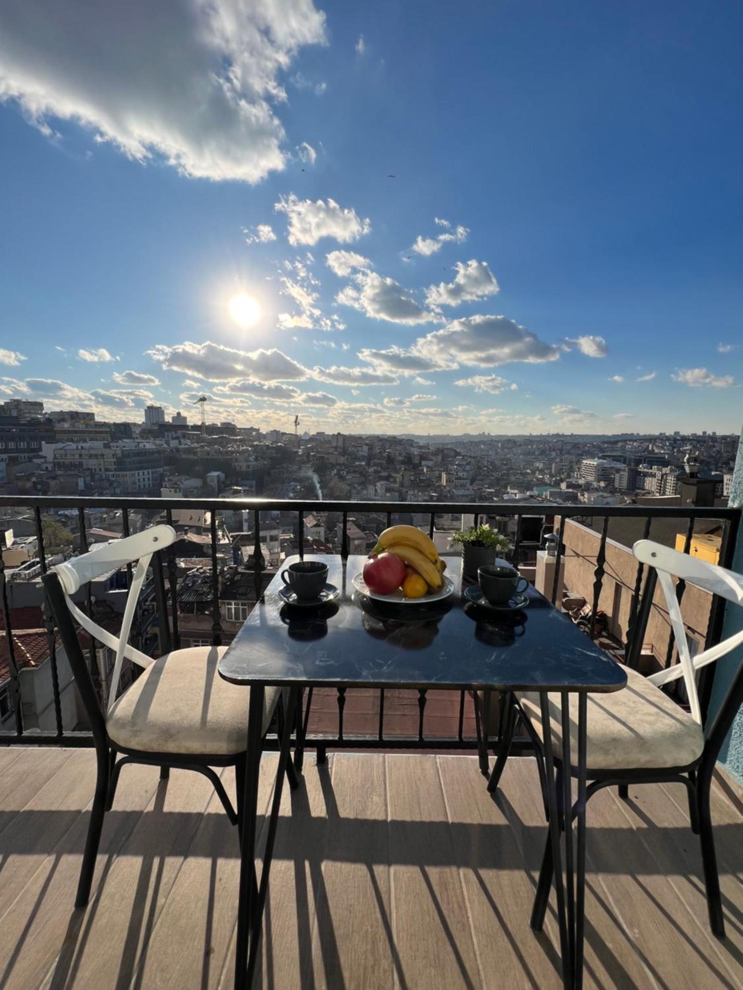 Taksim Larissa Hotel Suites Istanbul Eksteriør bilde