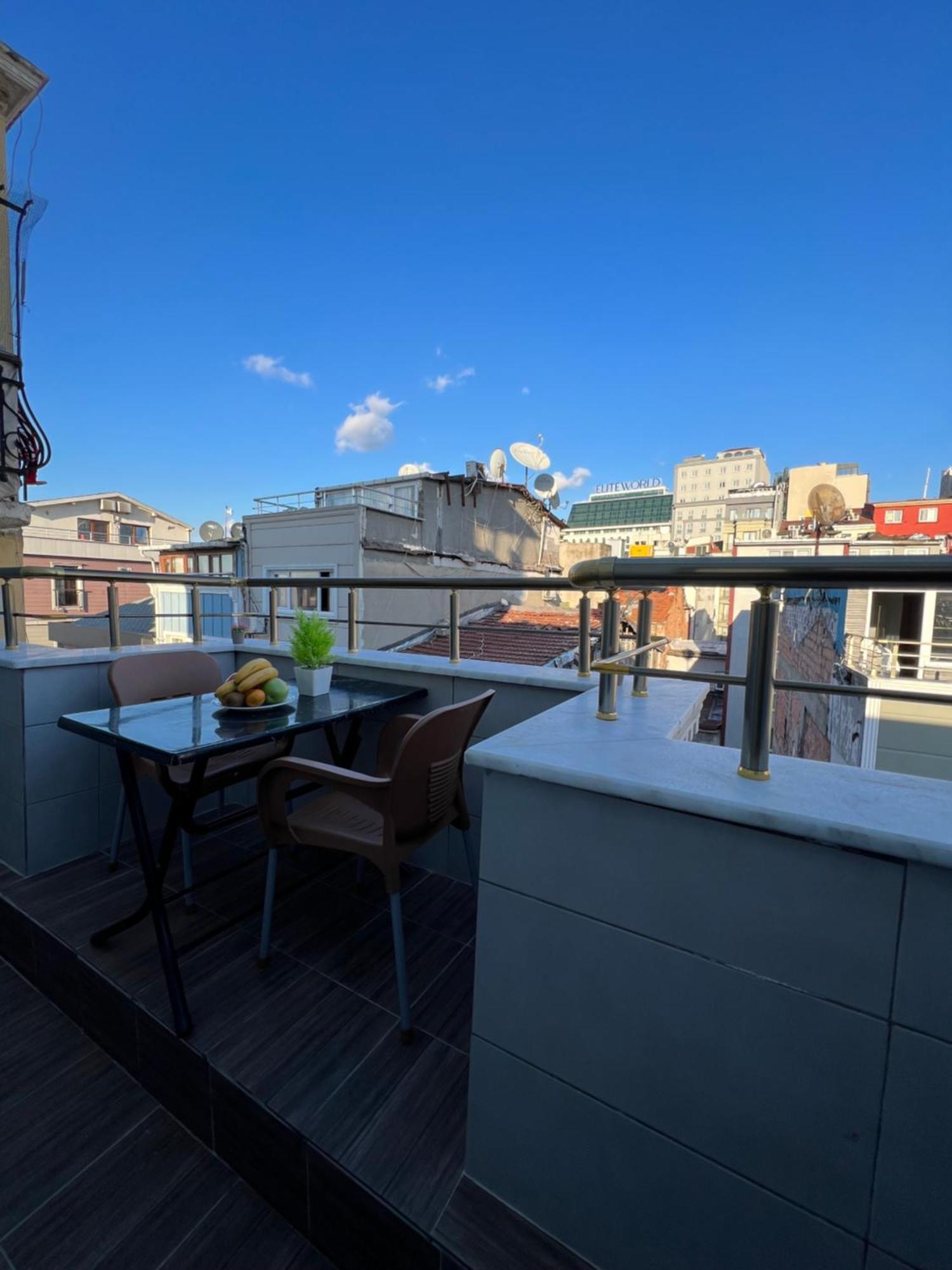 Taksim Larissa Hotel Suites Istanbul Eksteriør bilde