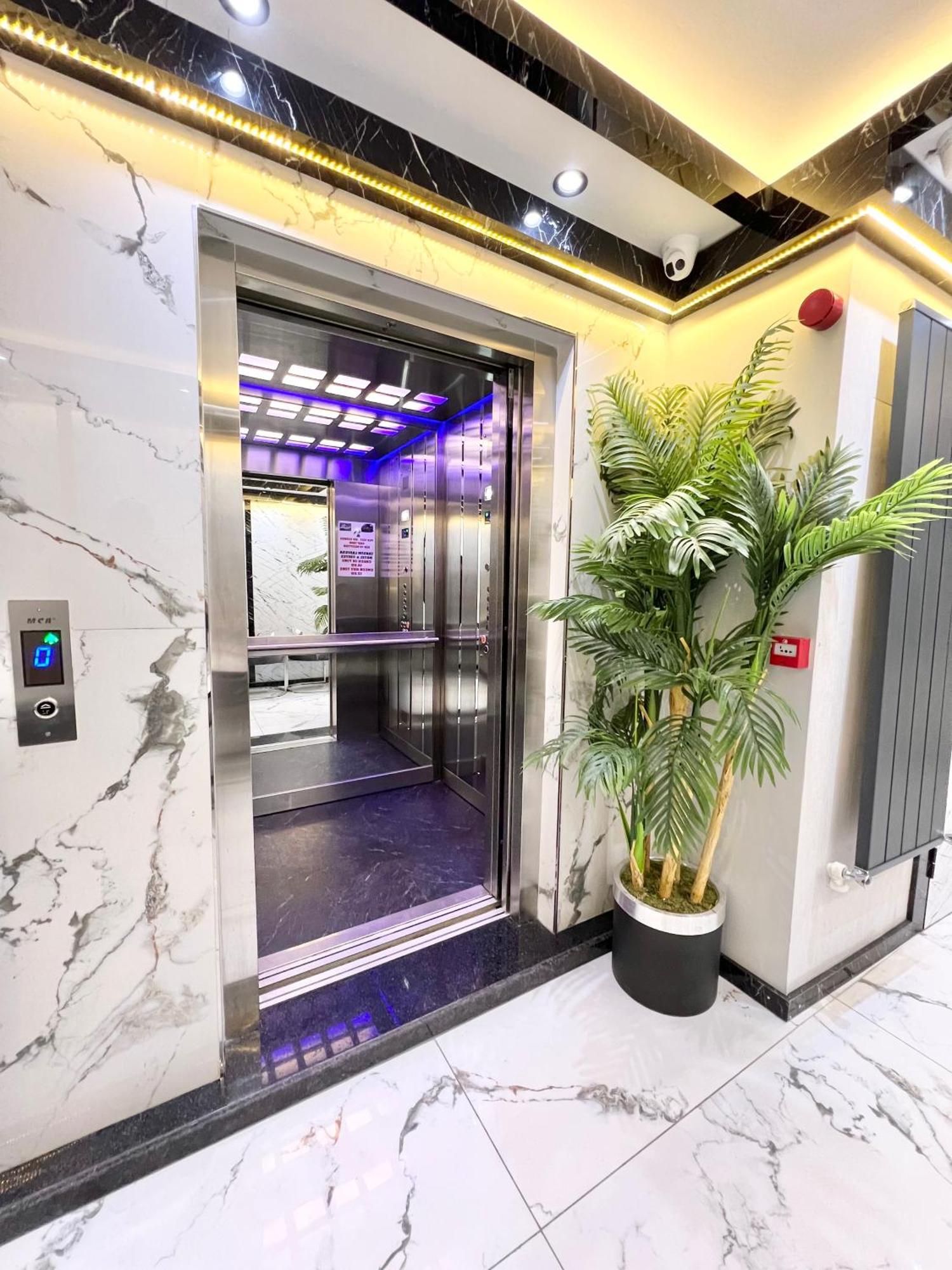 Taksim Larissa Hotel Suites Istanbul Eksteriør bilde