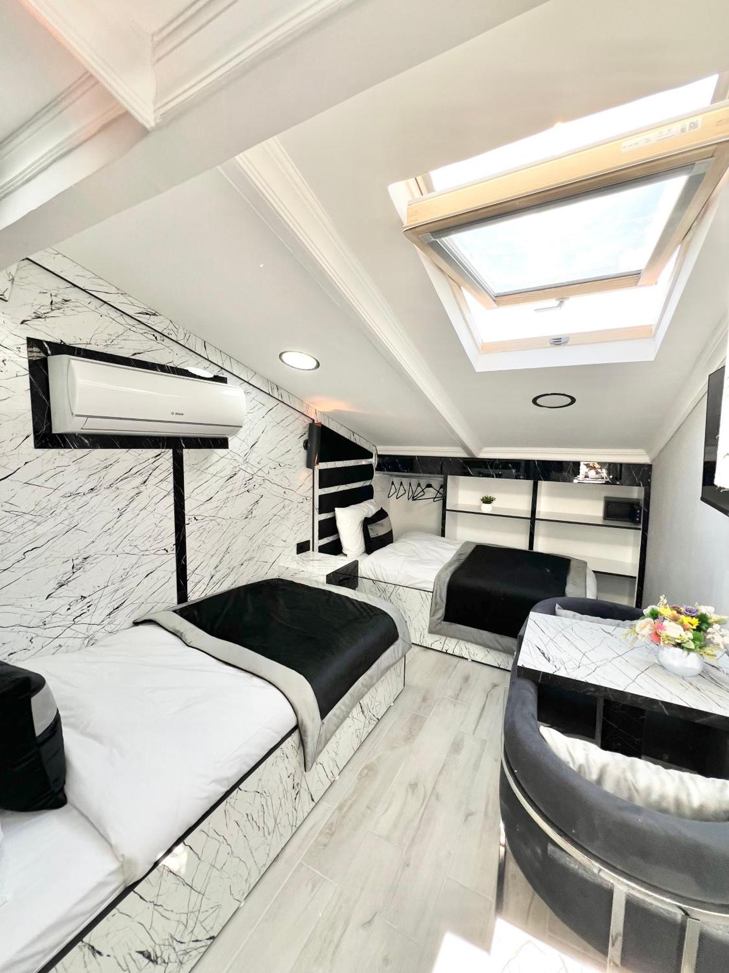 Taksim Larissa Hotel Suites Istanbul Eksteriør bilde