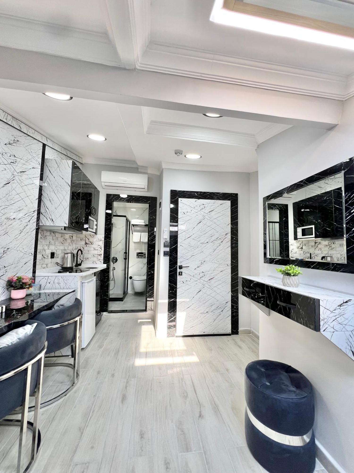 Taksim Larissa Hotel Suites Istanbul Eksteriør bilde